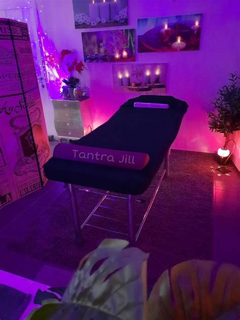 Tantric massage Erotic massage Wolfsburg